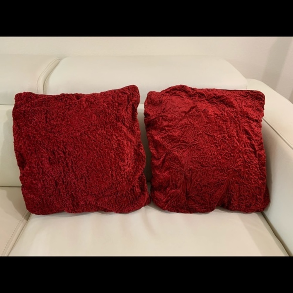 Red Throw Pillows